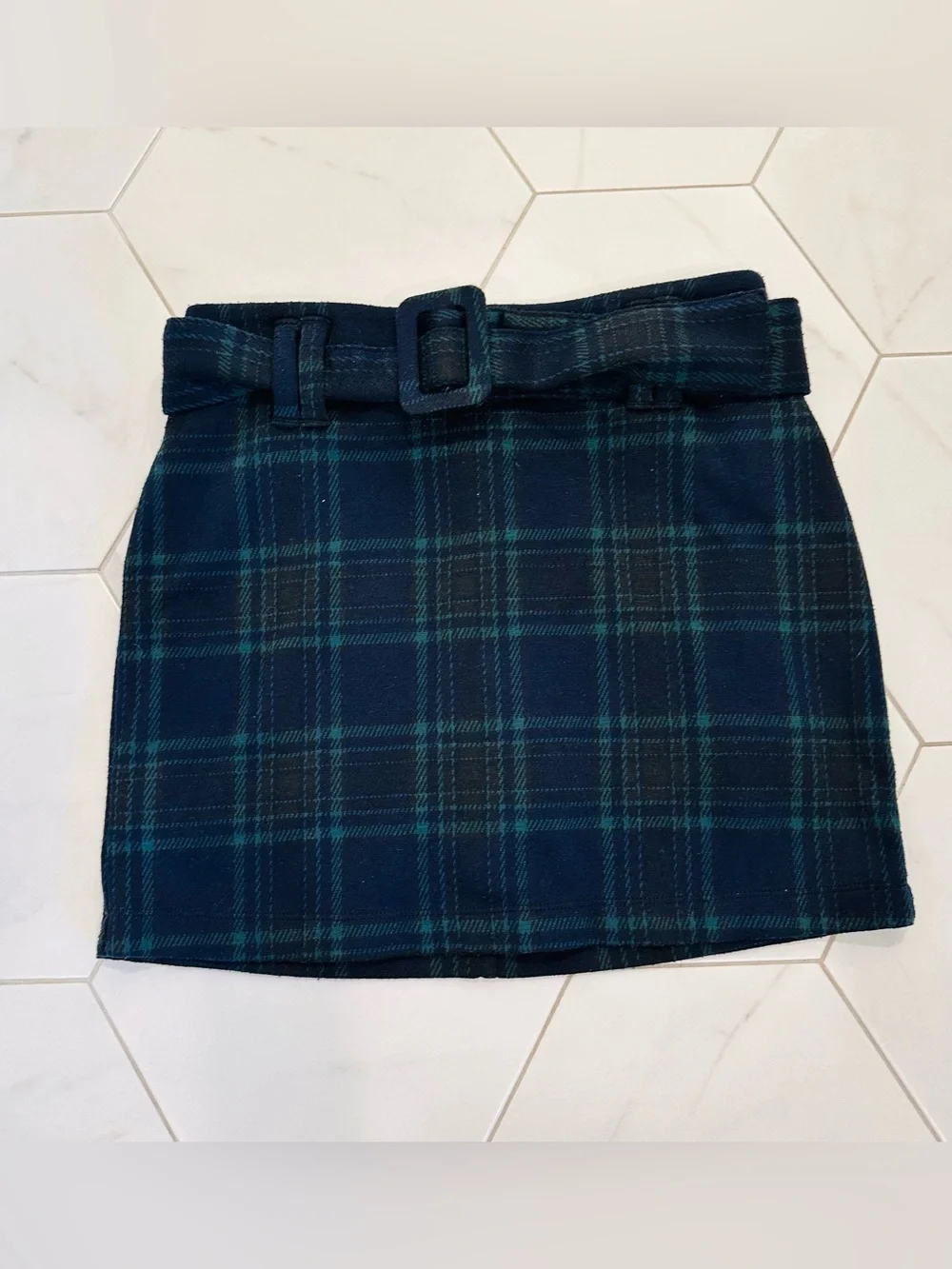 abercrombie kids Plaid Skirt with Shorts (11/12)